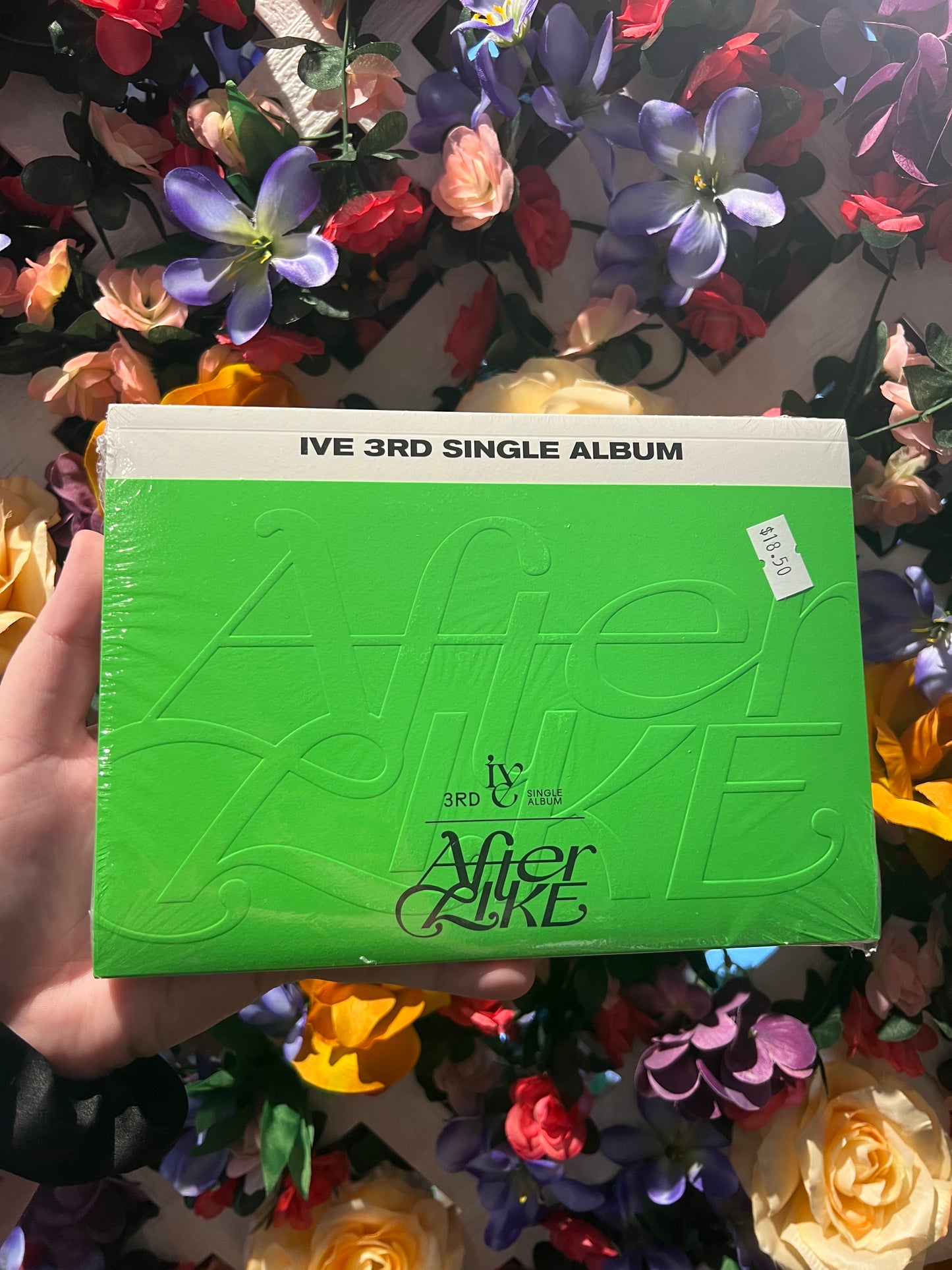IVE - After Like (Photobook Random Ver.)
