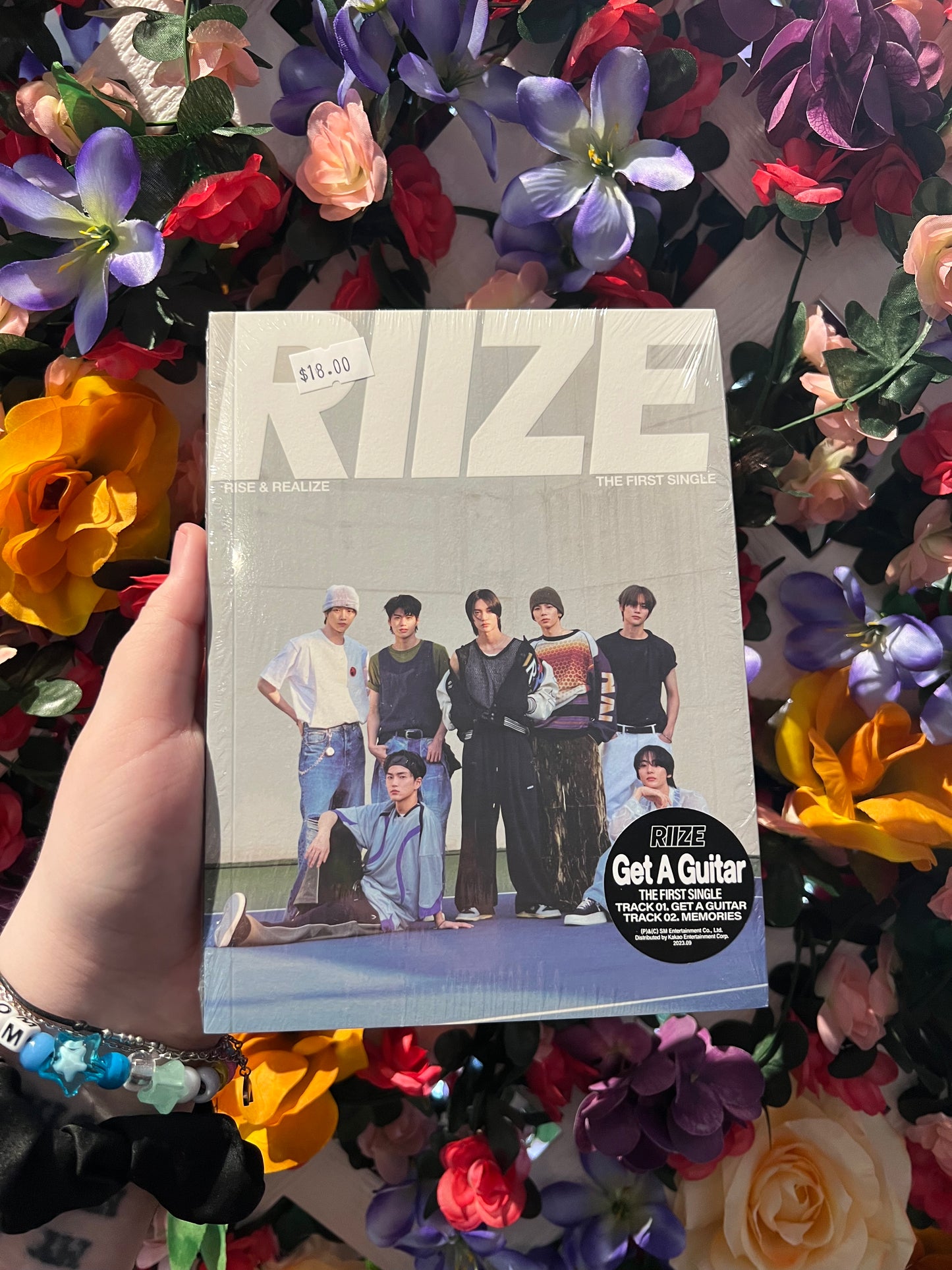 RIIZE - Get A Guitar (Random Ver.)