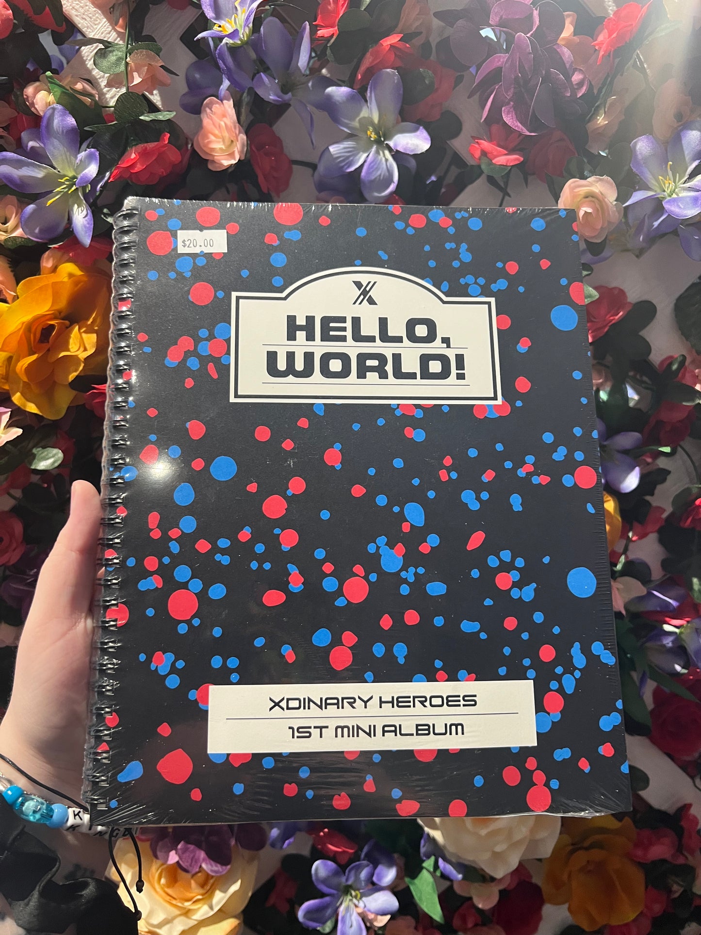 Xdinary Heroes - Hello, World! (Random Ver.)