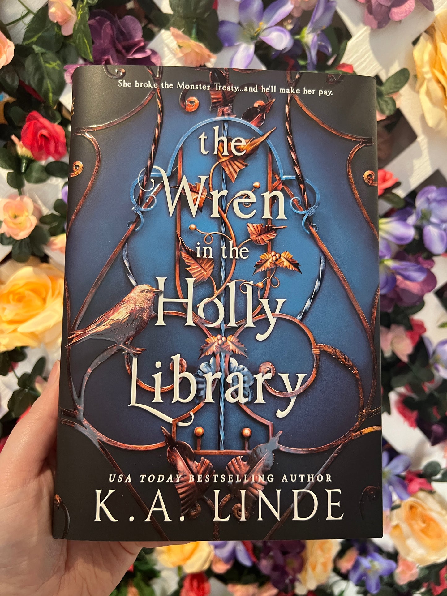 The Wren In The Holly Library (Deluxe Limited Edition) By K.A. Linde