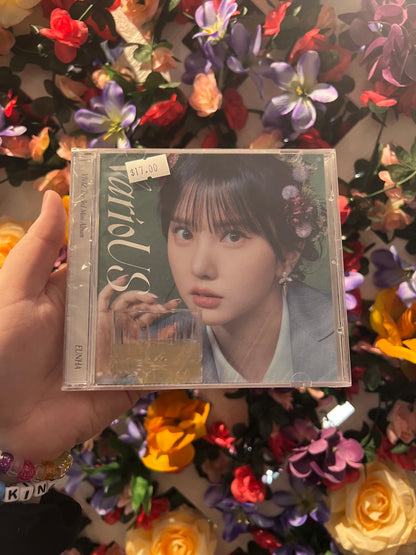 VIVIZ - VarioUS (Jewel Case Random Ver.)