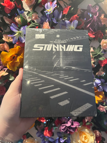 8TURN - Stunning (Random Ver.)