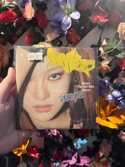 aespa - My World (Poster Random Ver.)