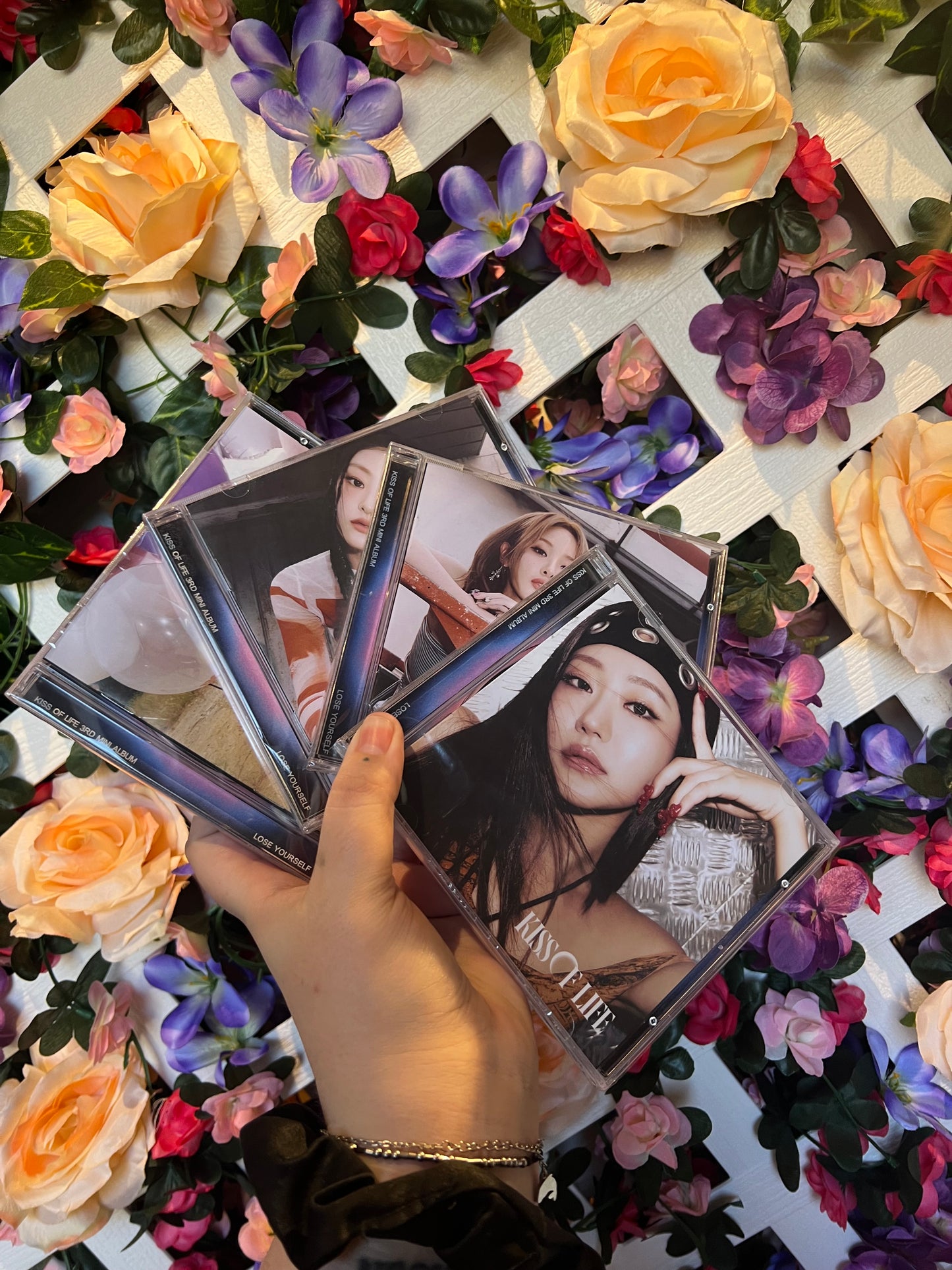KISS OF LIFE - Lose Yourself (Jewel Case Random Ver.)