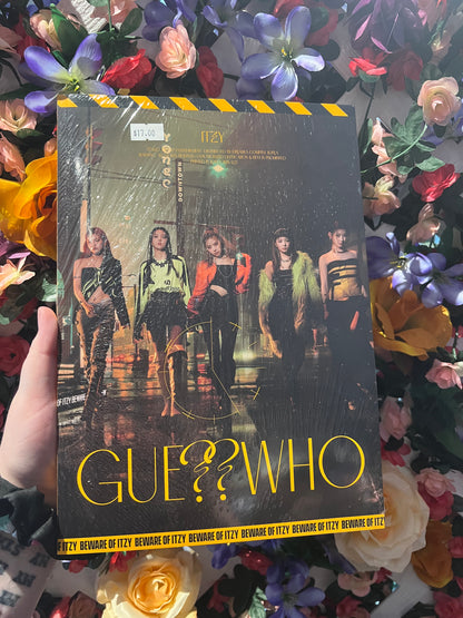 ITZY - Guess Who? (Random Ver.)
