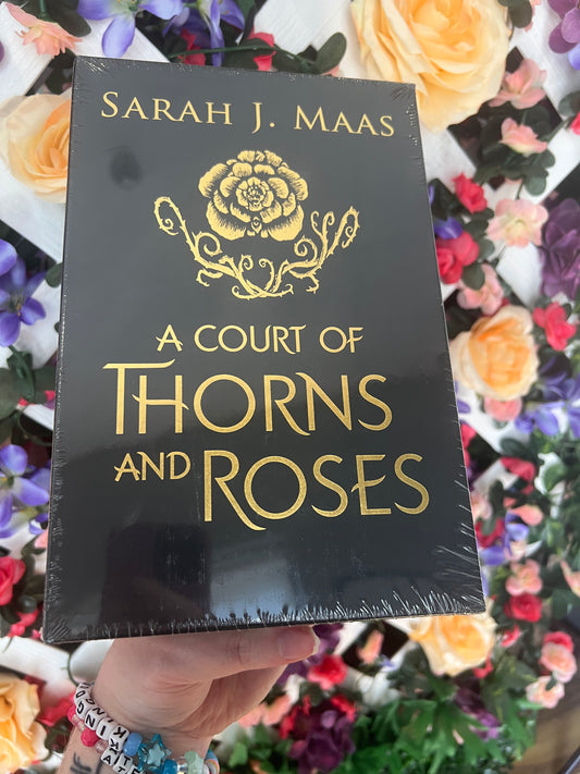 A Court Of Thorns And Roses (Collector's Edition) By Sarah J. Mass