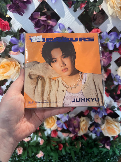 Treasure - The Second Step: Chapter Two (Digipack Random Ver.)